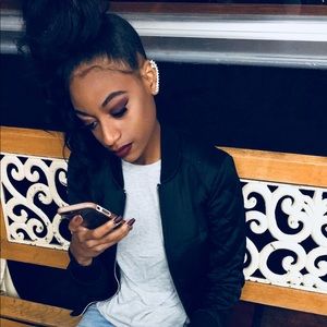 Meet your Posher, Charmaine